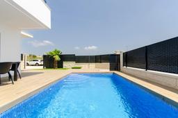 property gallery image 4
