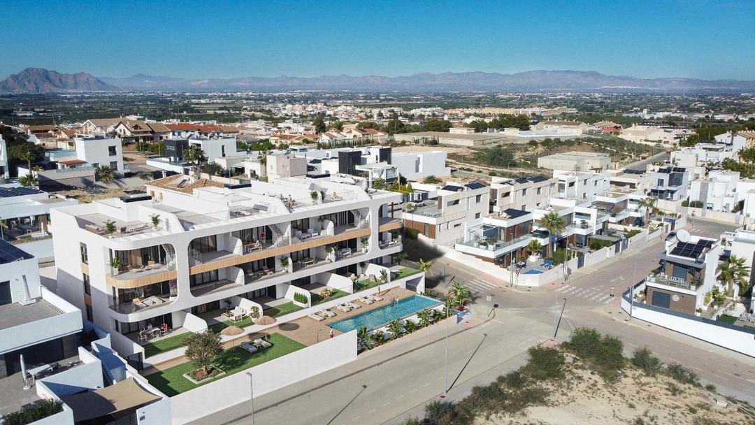 property gallery image 1