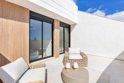 property gallery image 1