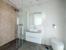 property gallery image 23