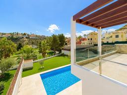 property gallery image 2