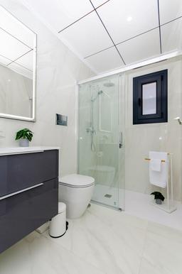 property gallery image 38