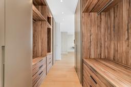 property gallery image 9