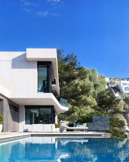 property gallery image 1