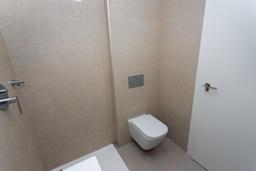 property gallery image 12