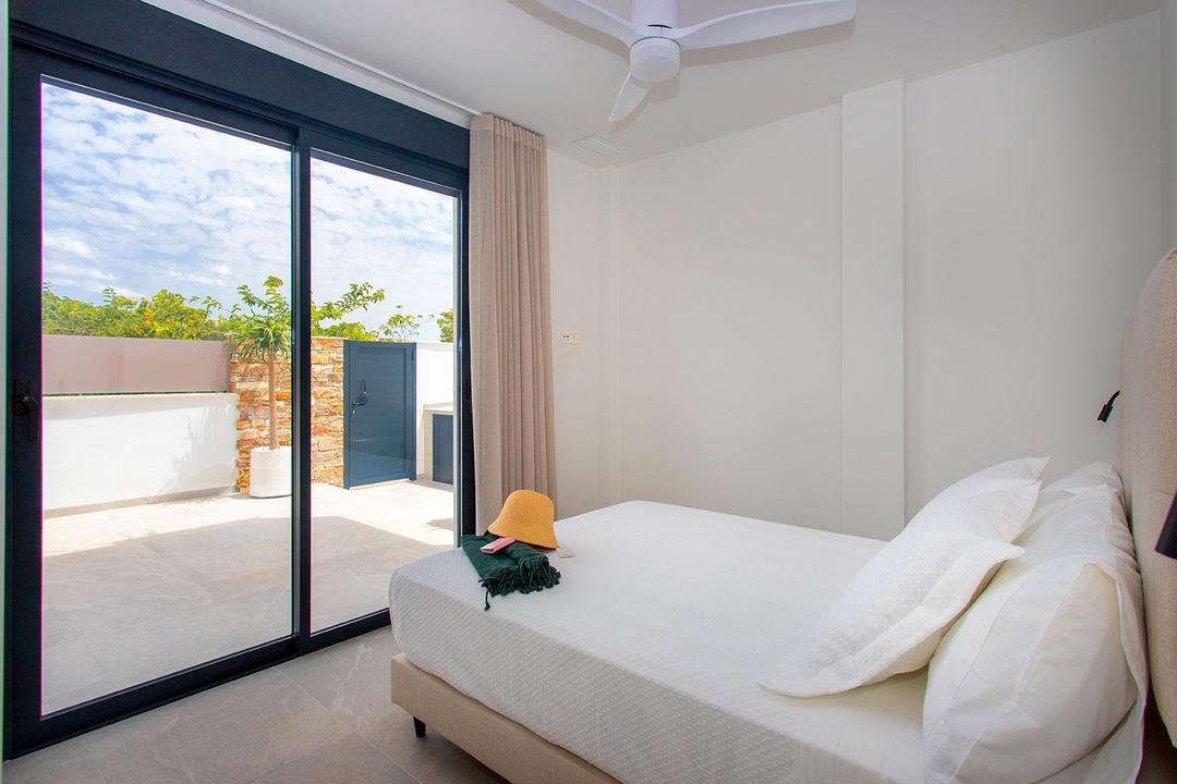 property gallery image 16