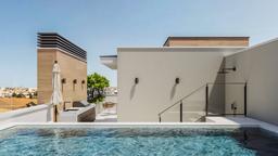 property gallery image 4