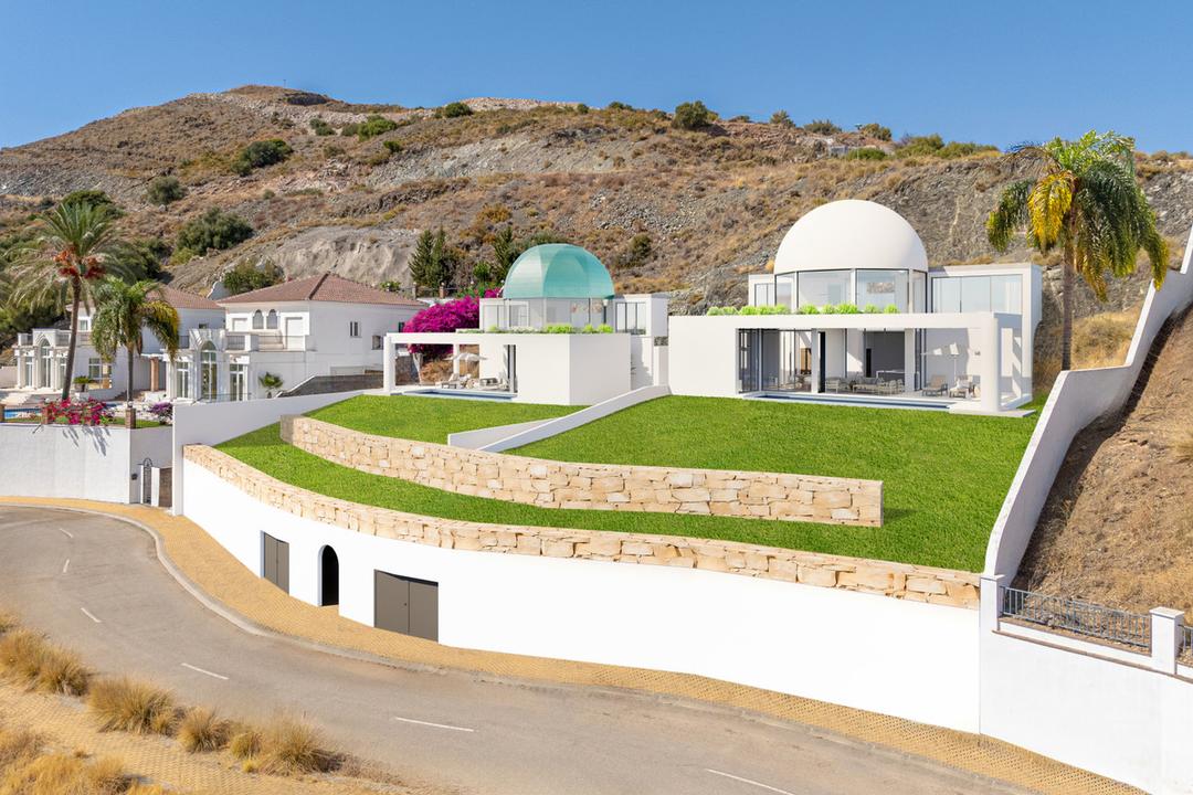 property gallery image 1