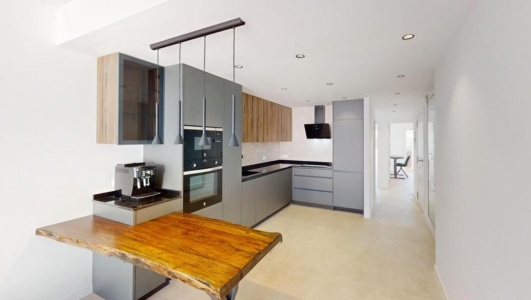 property gallery image 4