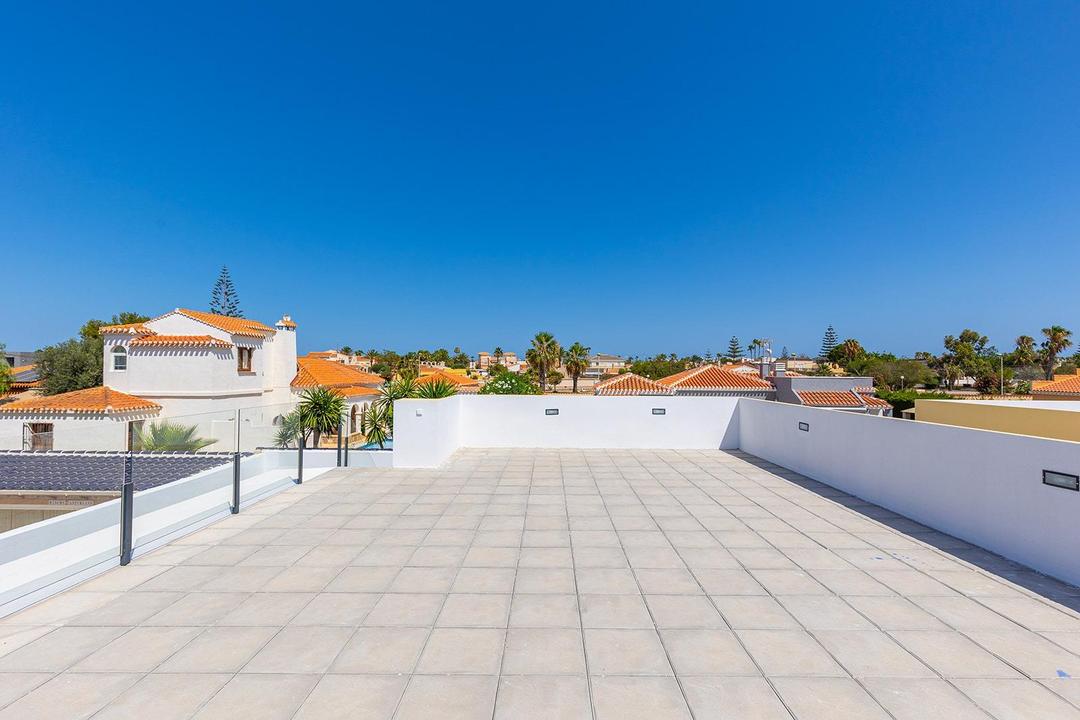property gallery image 11