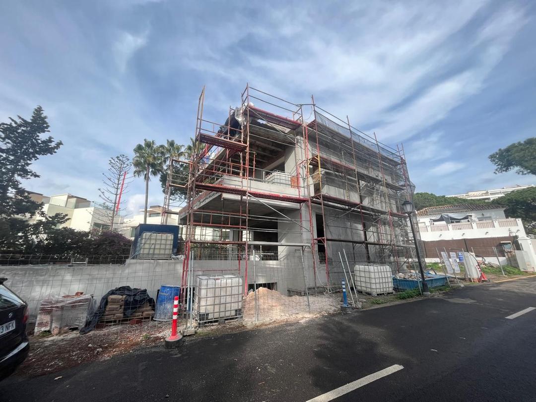 property gallery image 1