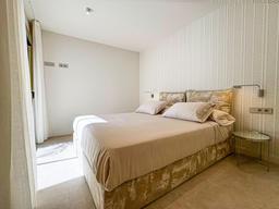 property gallery image 18