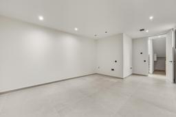 property gallery image 21