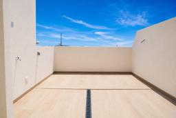 property gallery image 12