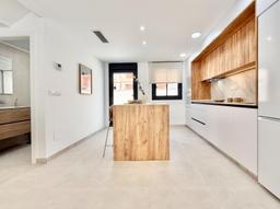 property gallery image 12
