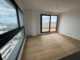 property gallery image 11