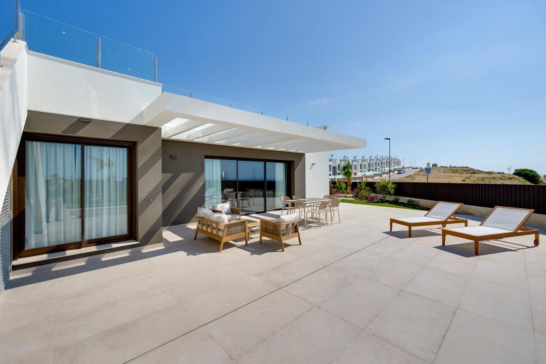property gallery image 8