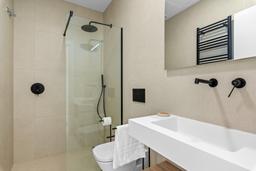 property gallery image 19