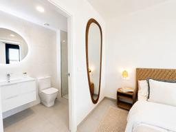 property gallery image 28