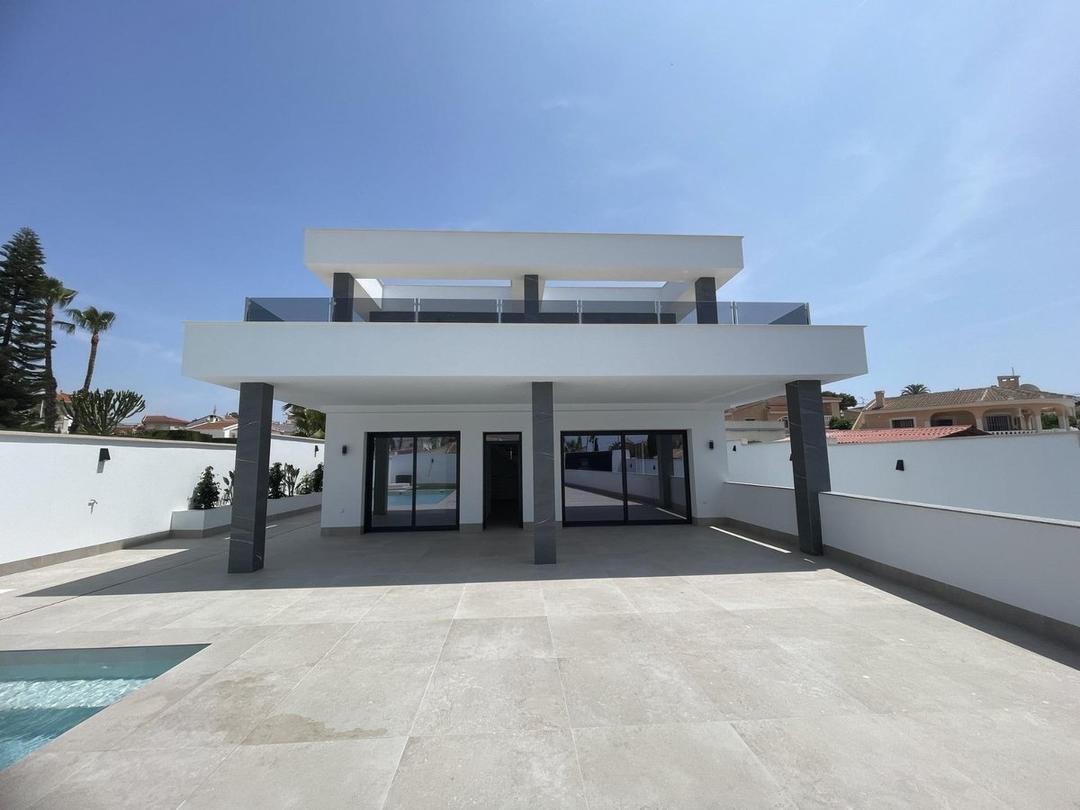 property gallery image 2