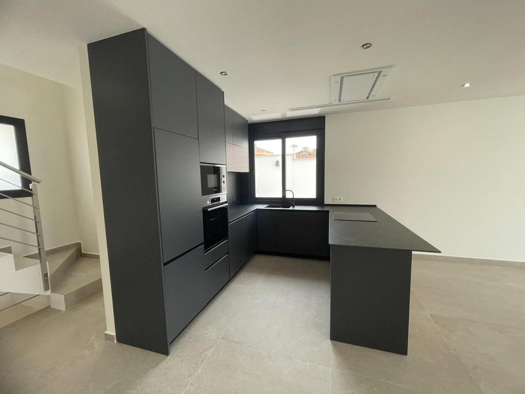 property gallery image 8