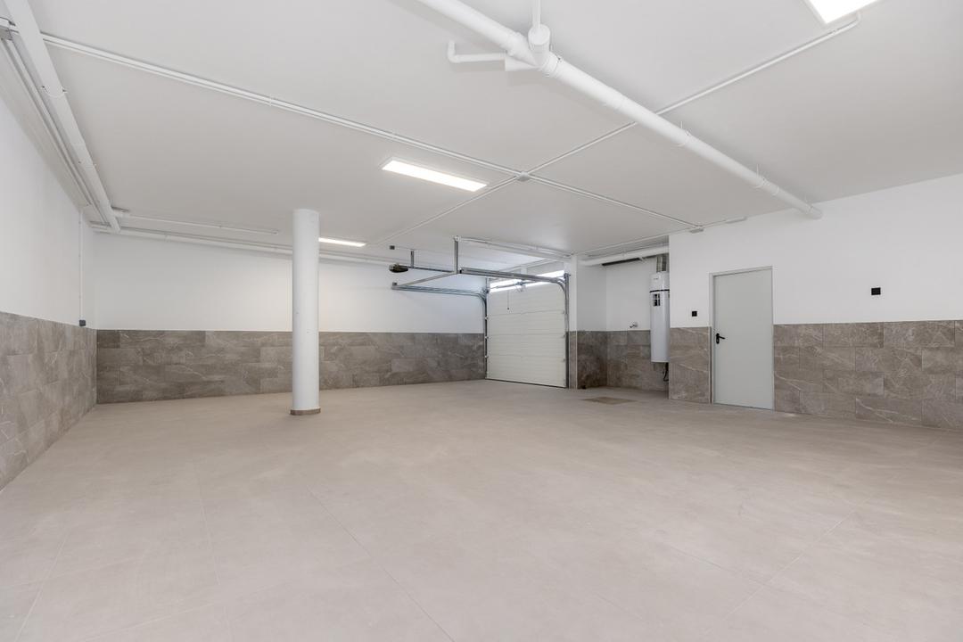 property gallery image 24