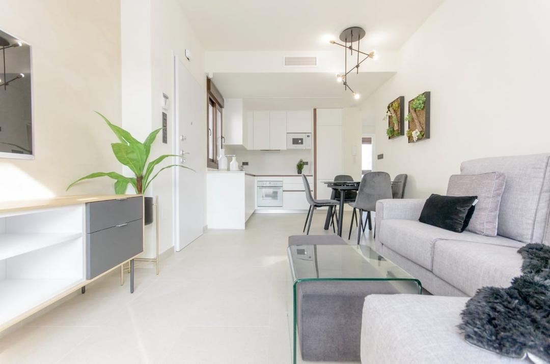 property gallery image 1