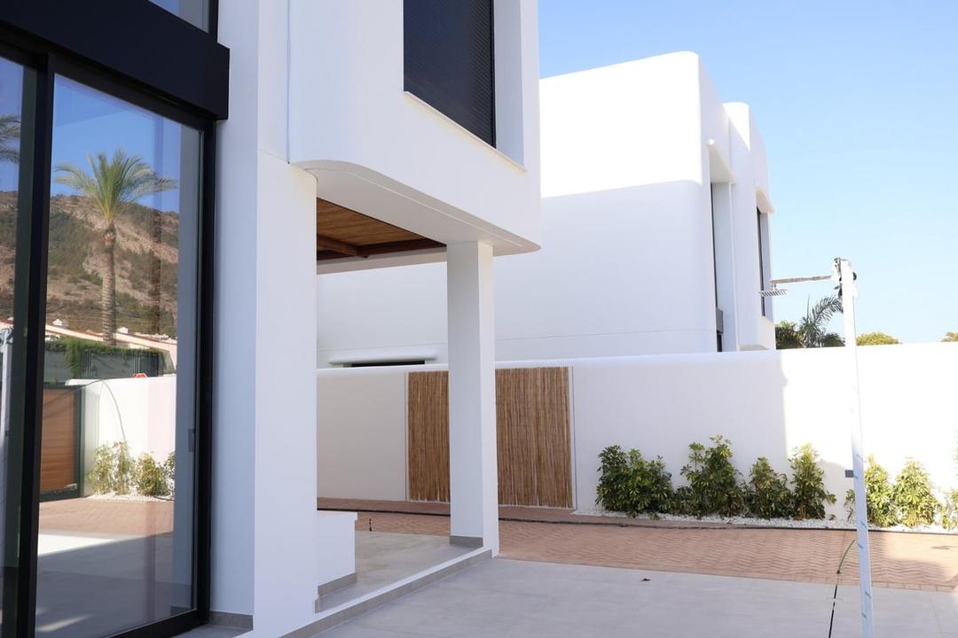 property gallery image 18