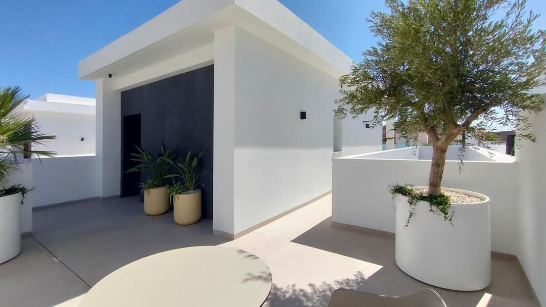 property gallery image 8