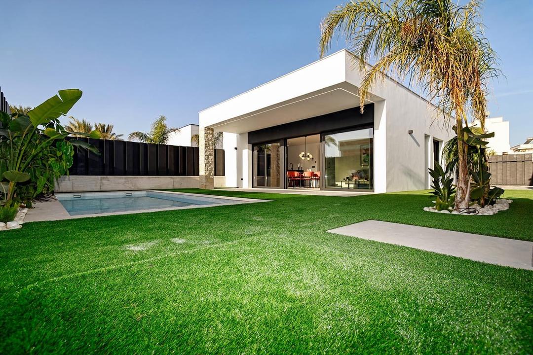 property gallery image 1