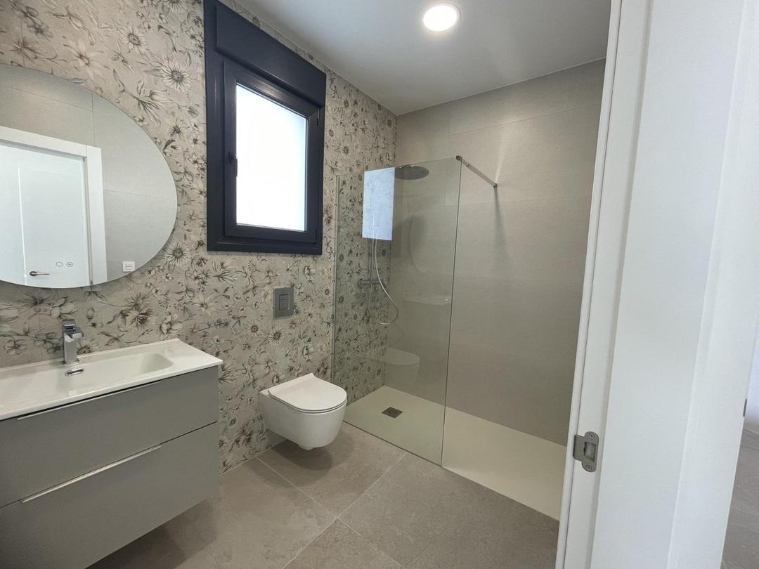 property gallery image 15