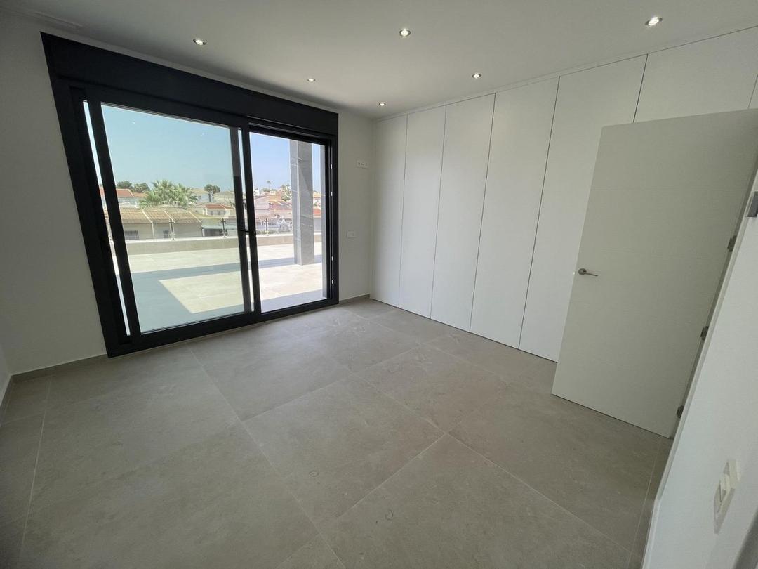 property gallery image 33