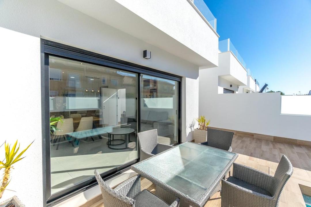 property gallery image 3