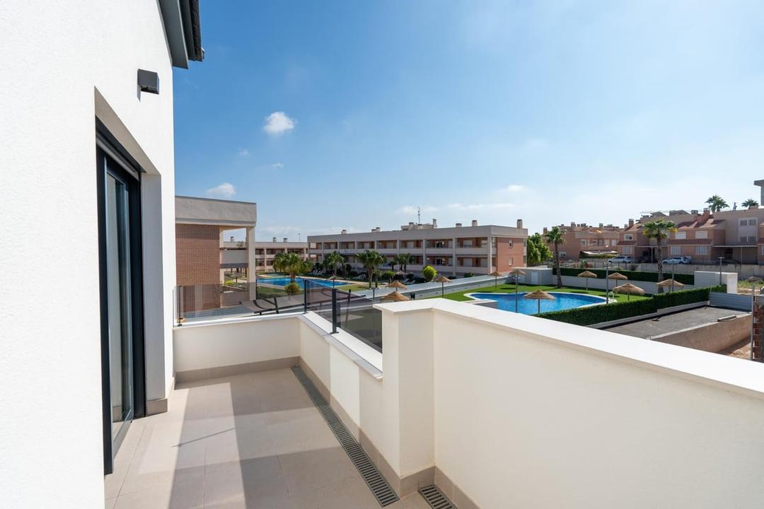 property gallery image 18