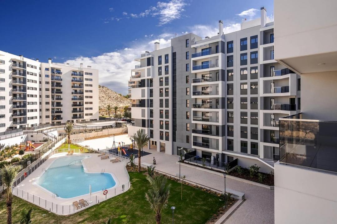 property gallery image 1