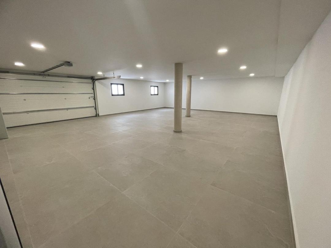 property gallery image 39