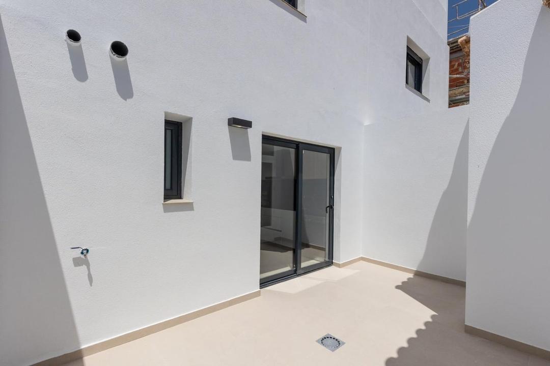 property gallery image 19
