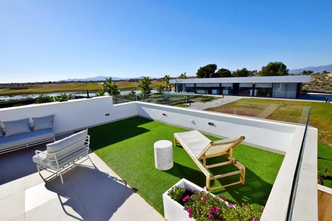 property gallery image 2