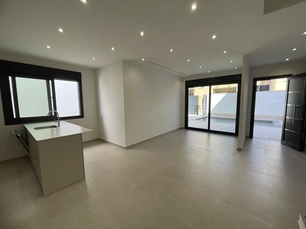 property gallery image 3