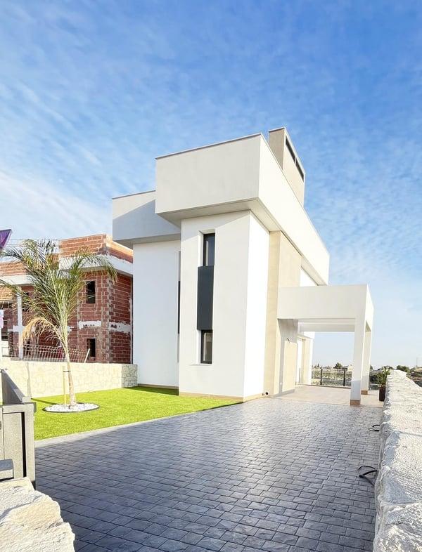 property gallery image 2