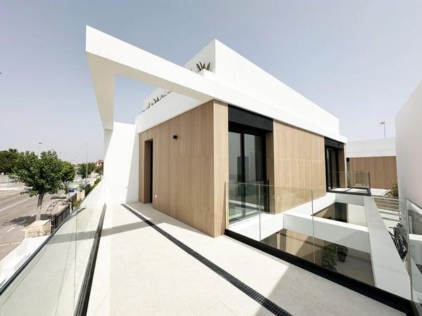 property gallery image 1