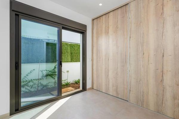 property gallery image 2