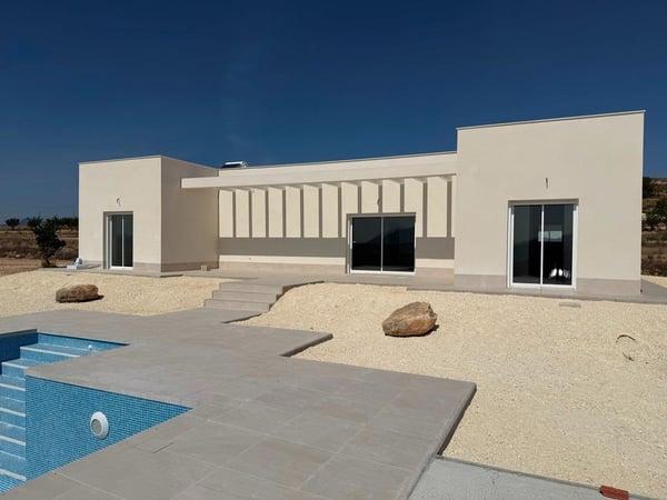 property gallery image 2