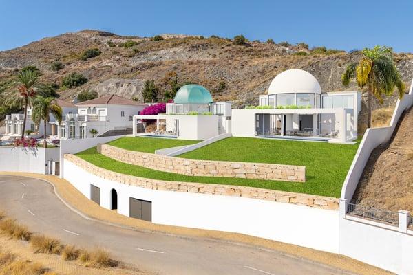 property gallery image 1