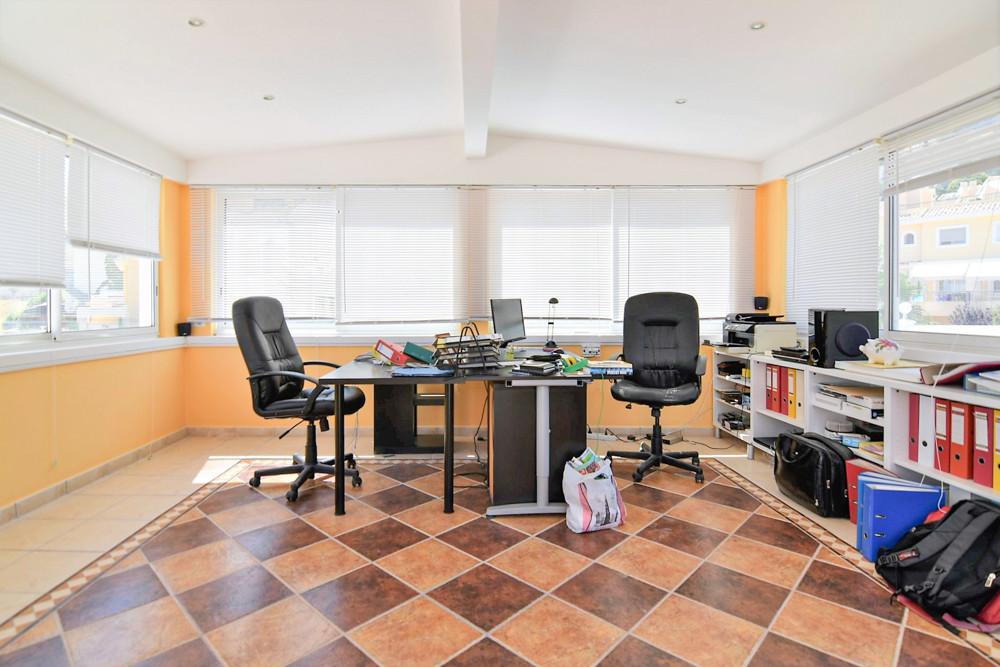 property gallery image 6