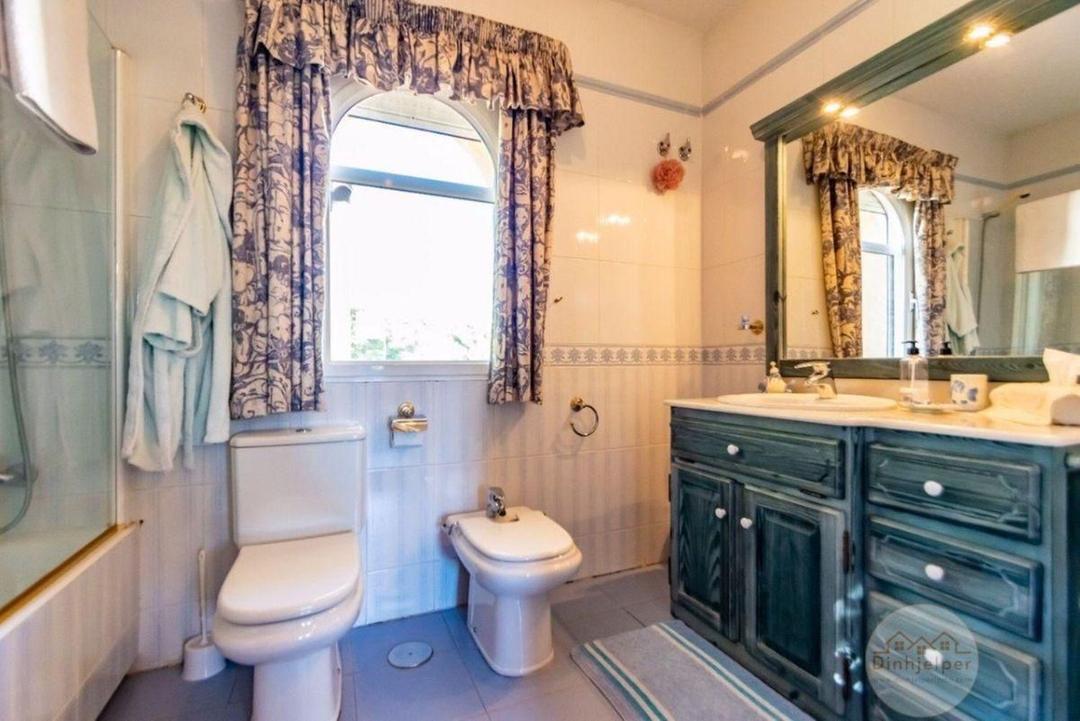property gallery image 13
