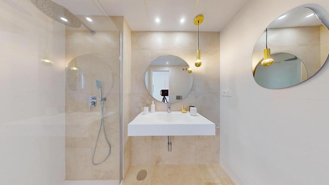 property gallery image 17
