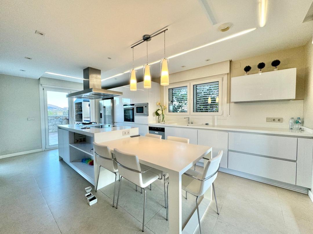 property gallery image 11