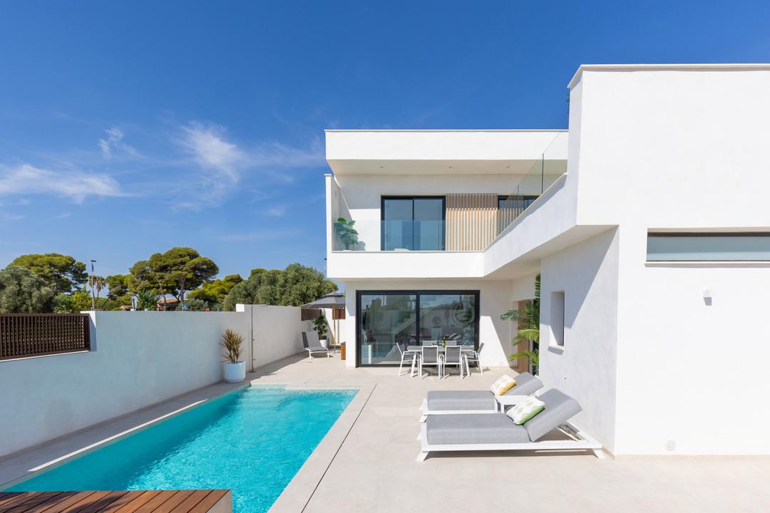 property gallery image 2