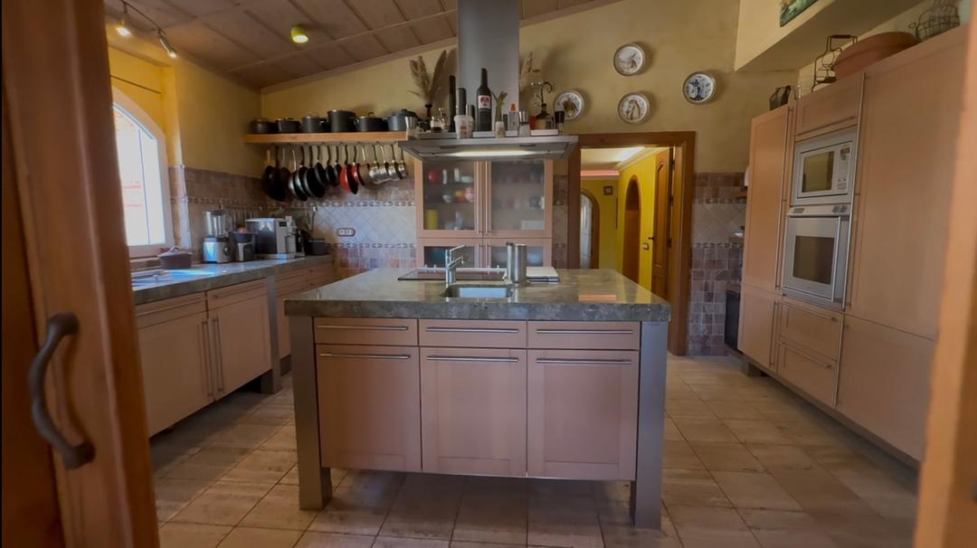 property gallery image 17